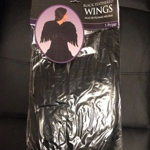 BLACK ANGEL WINGS.. BRAND NEW!!!